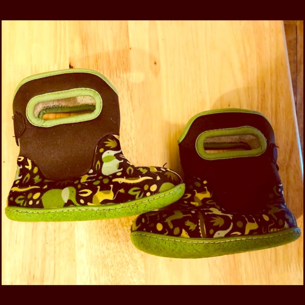 Toddler Bogs sz 7